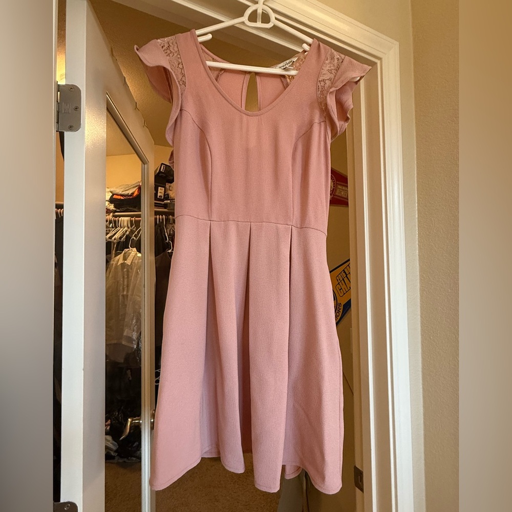 Elegant Pink Lace Sleeve Dress